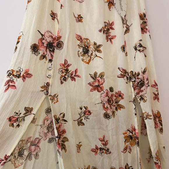 Dance & Marvel Floral Slit Maxi Skirt Ivory M NWT - Picture 7 of 10